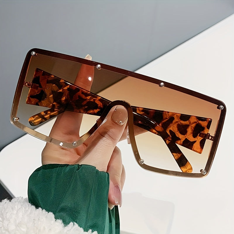 Women's Fashion Large Frame Glasses with Wide Brim